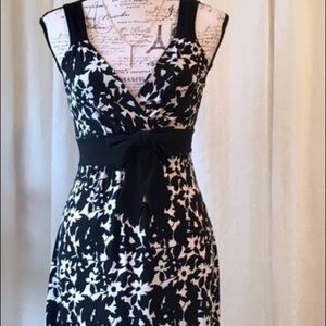 NWOT! Women’s Body Central Flowered Dress